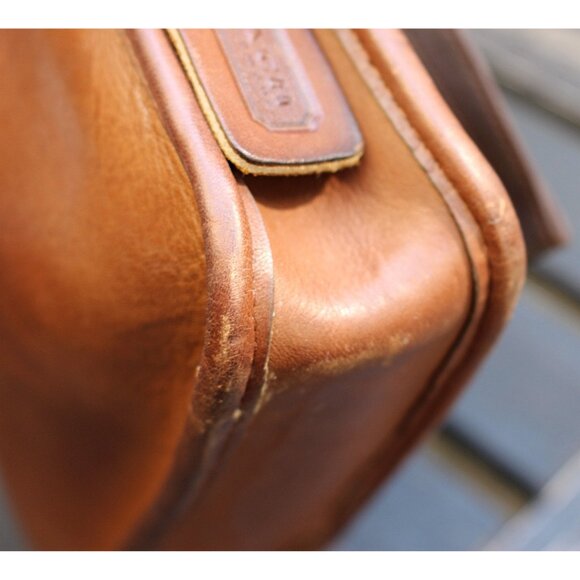 Coach Vintage - 1970s NYC Basic Bag #9455 w/ Glue in Creed, Convertible - Tabac - Picture 13 of 13